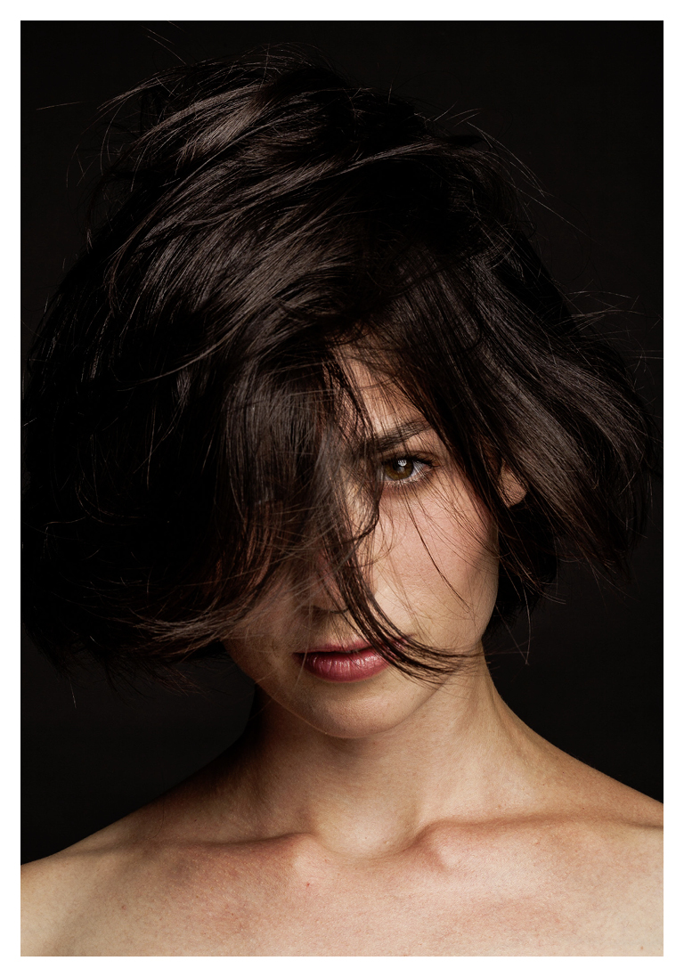 eyva_kosmetikbranche_vaterblut_agentur_kampagne_plakatwerbung_kreativ_design_foto_frau_
