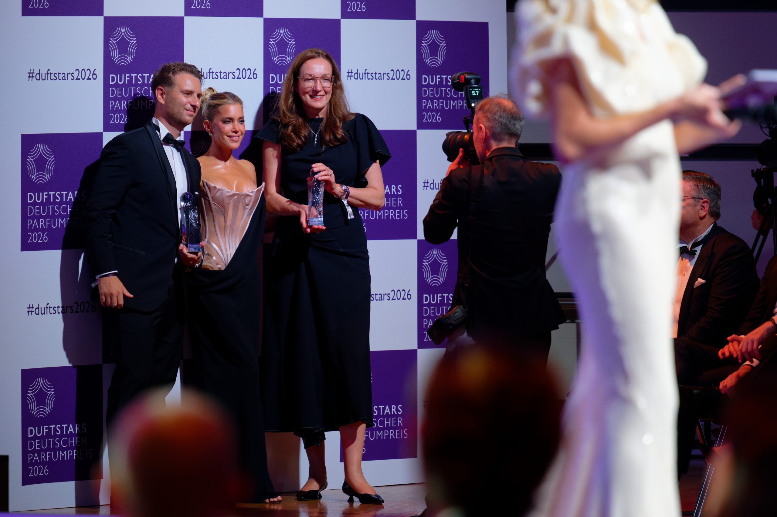 Duftstars_purple carpet_2026_Sylvie Meis_Preisverleihung_Pressefoto_Rheinterrassen Düsseldorf_Agentur_VATERBLUT
